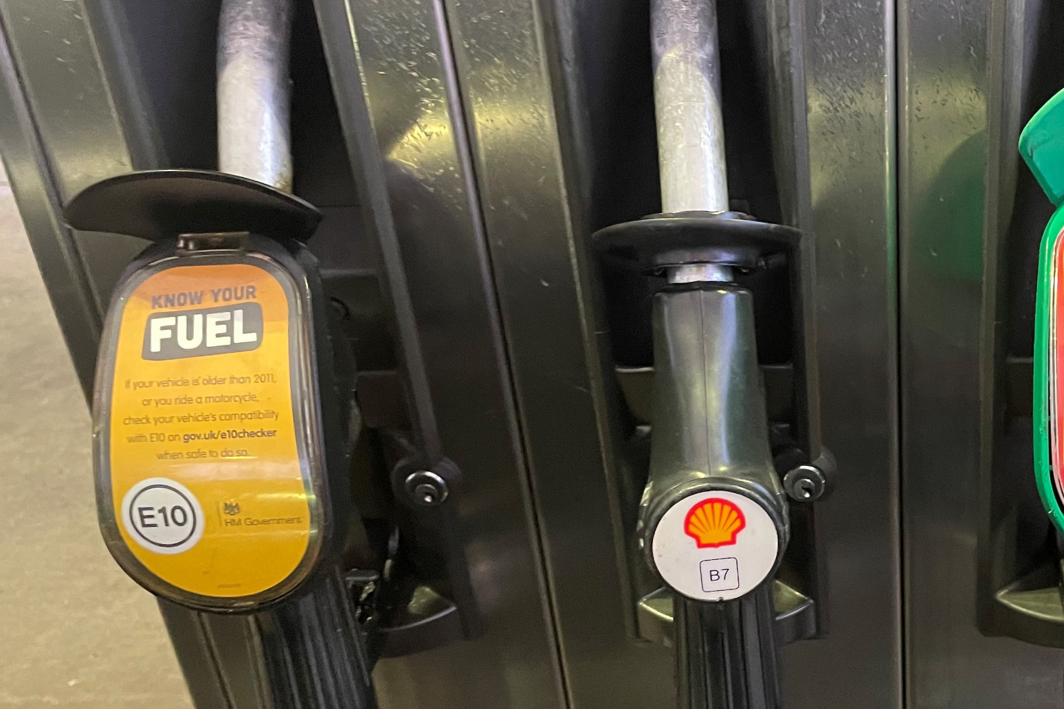 Price of diesel falls below 170p per litre for first time since March 2022 